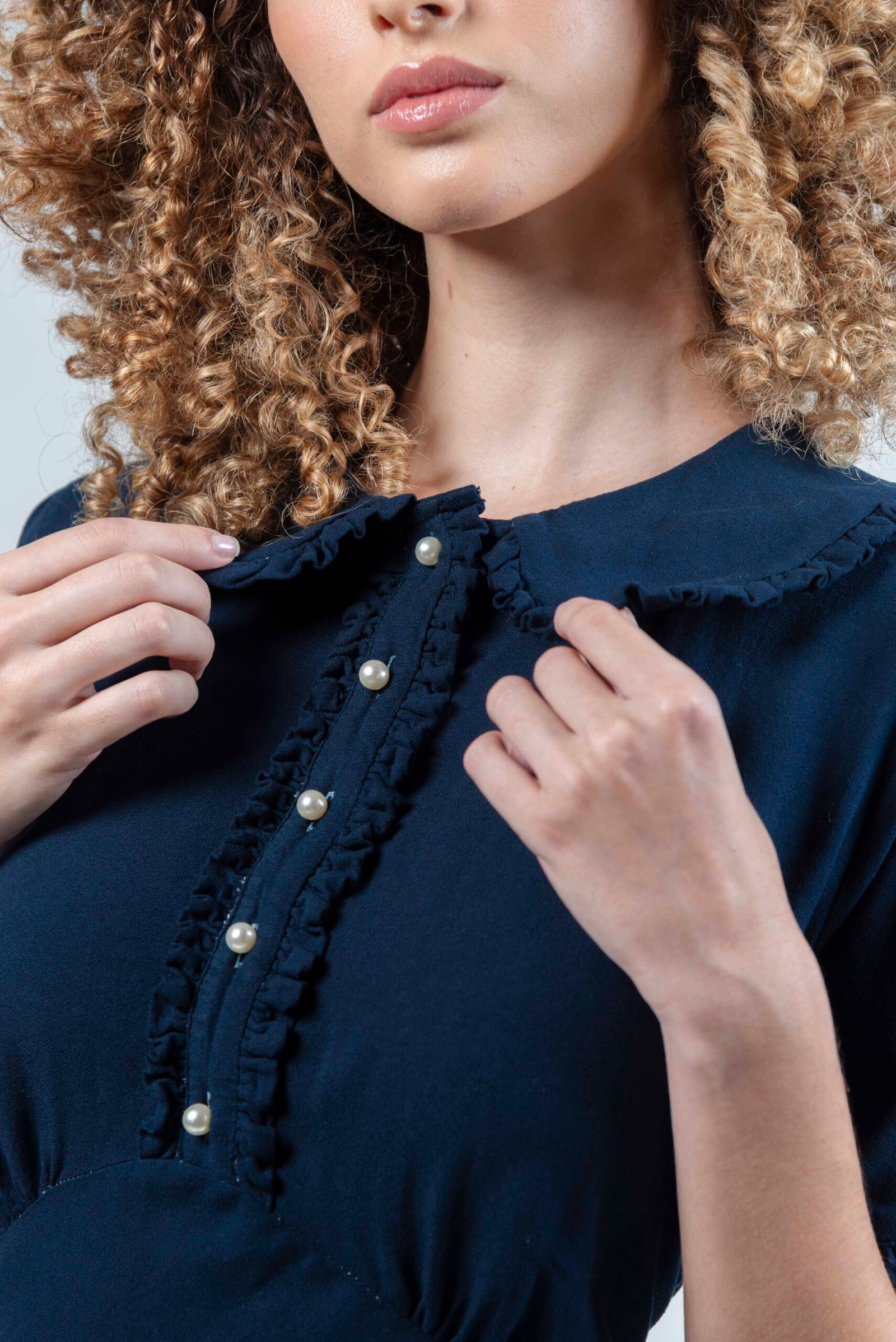 SAMANTHA Navy CU scaled