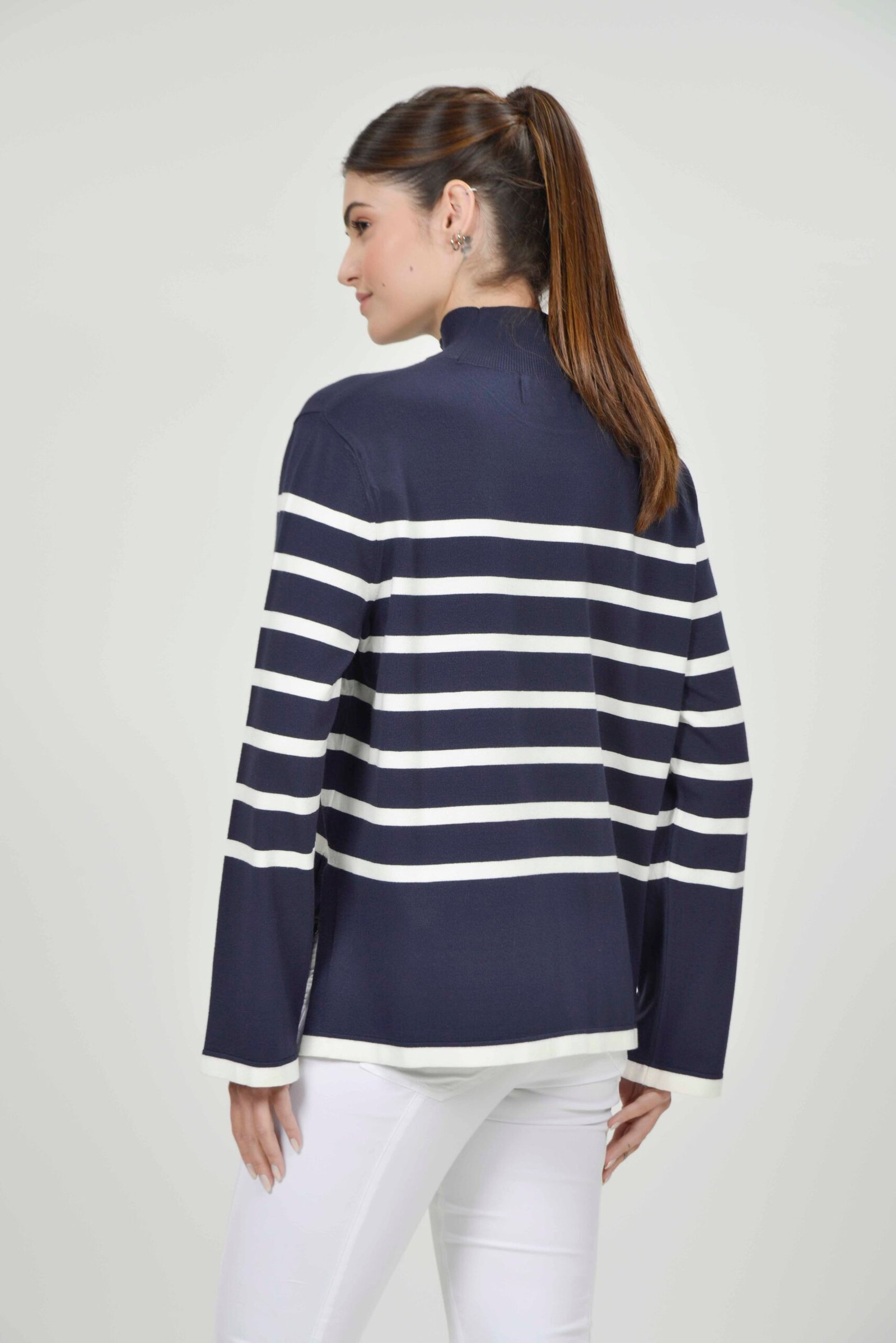 DORIS Navy Stripe back scaled