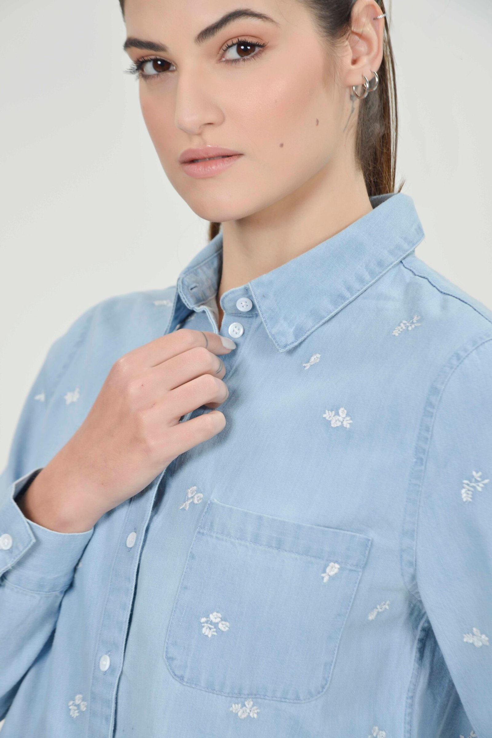 ROBYN Denim Embroidery CU scaled