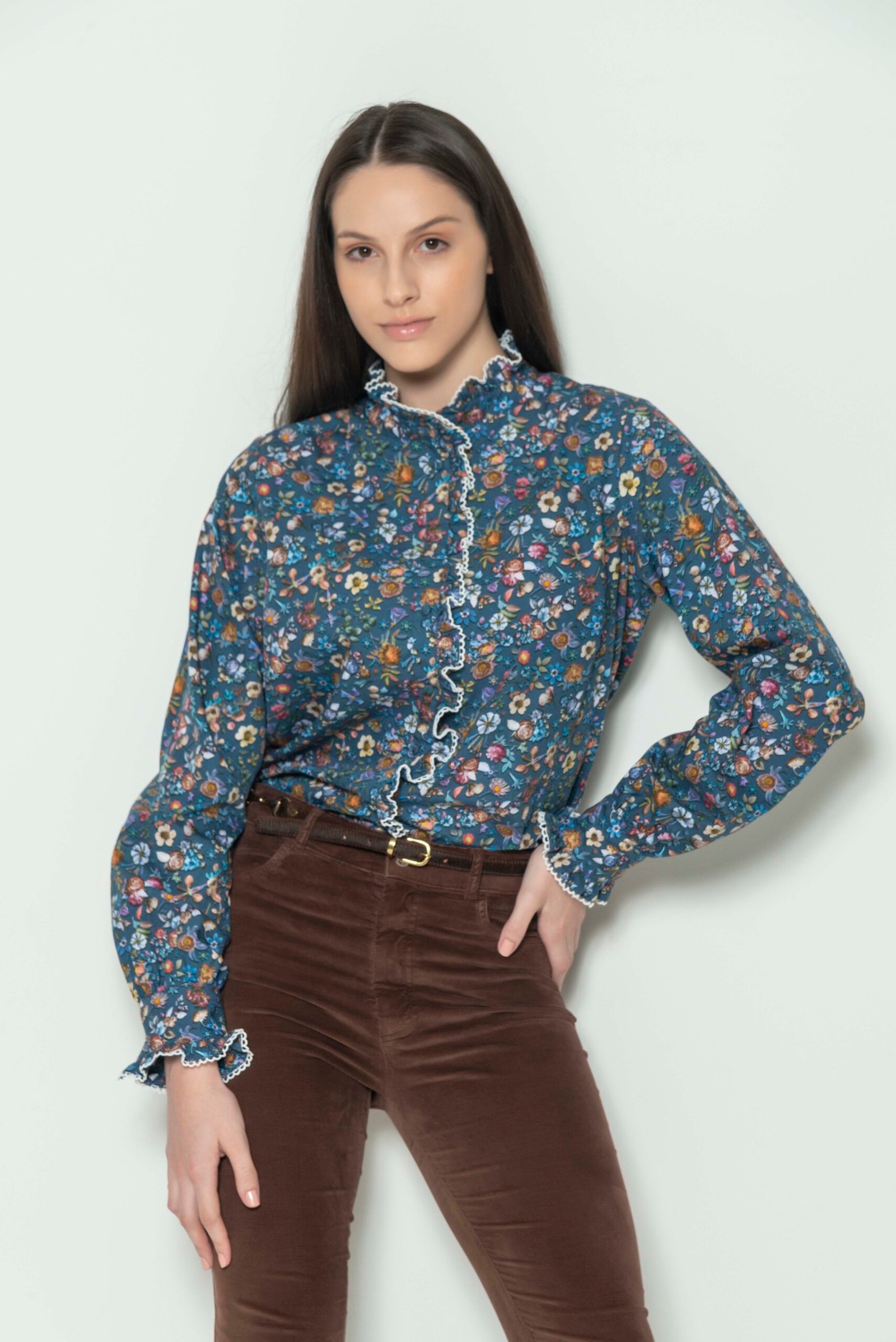 TALIA Blue Flowers 8 1 scaled