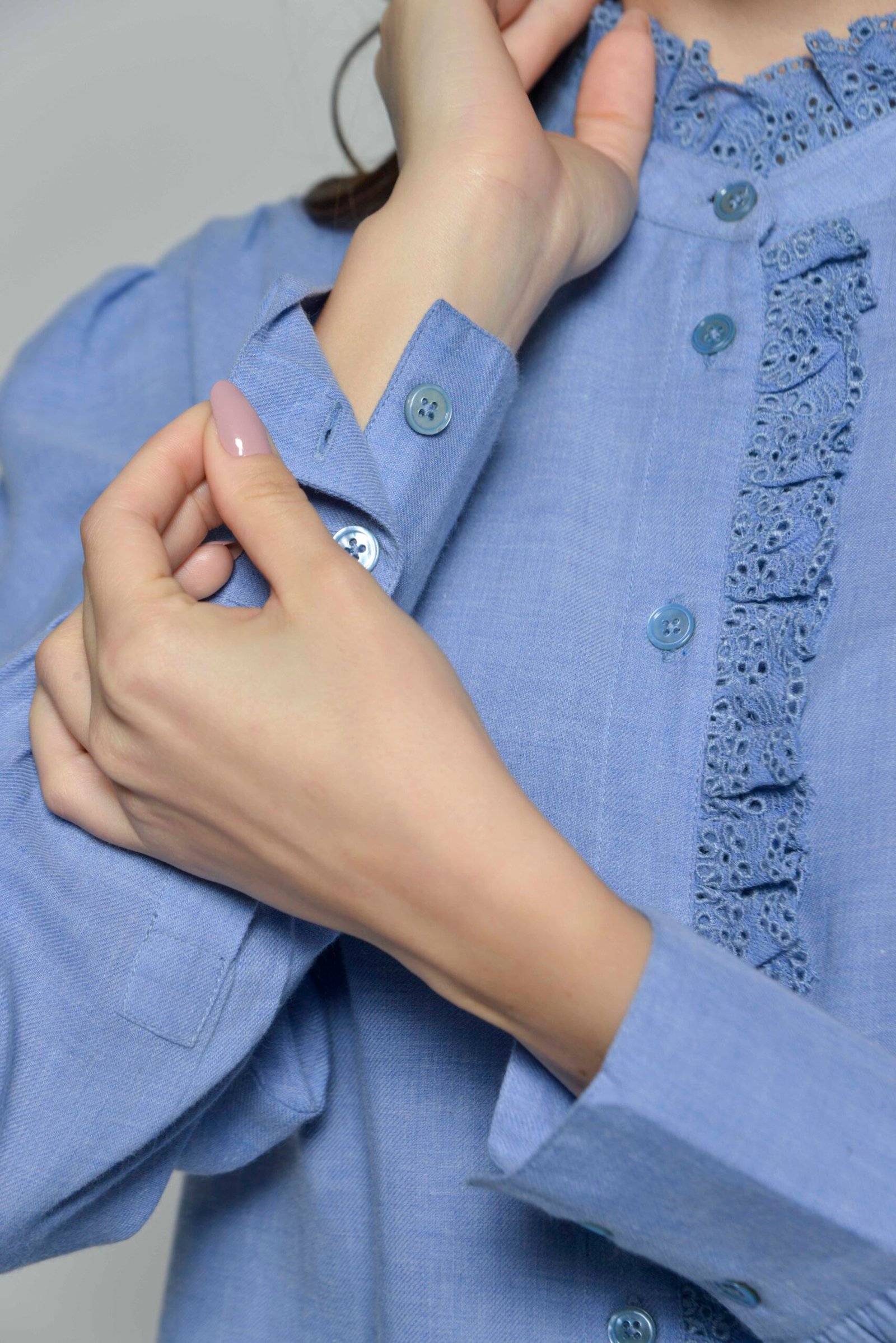 ANDREA Plain Blue CU Hartwell ANDREA Plain Blue CU scaled