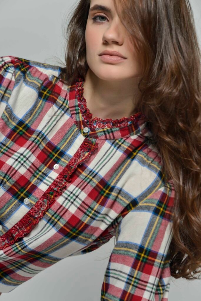 ANDREA Red Tartan 8 Hartwell ANDREA Red Tartan CU