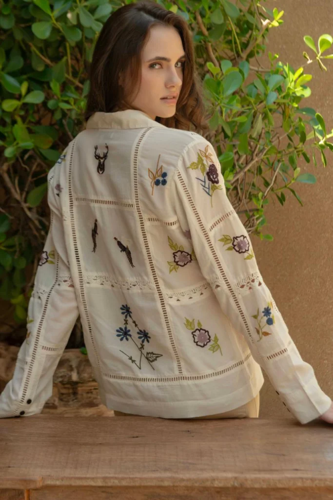 Weekend Outfit Inspiration with Embroidered Blouses and Country Knitwear 3 Hartwell Picture3